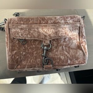 Beautiful crushed velvet pink Rebecca Minkoff crossbody bag!